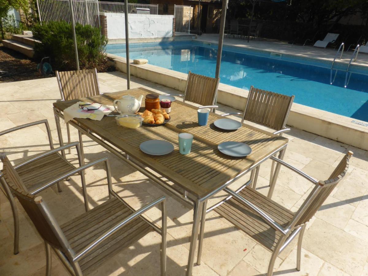 Le Manoir De Flassans Εξωτερικό φωτογραφία